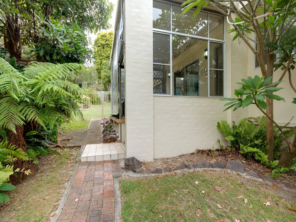 32 Tomaree Road SHOAL BAY 17