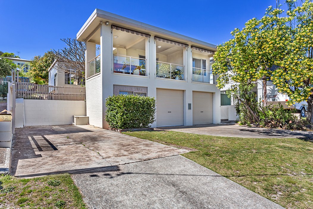 32 Tomaree Road SHOAL BAY 1
