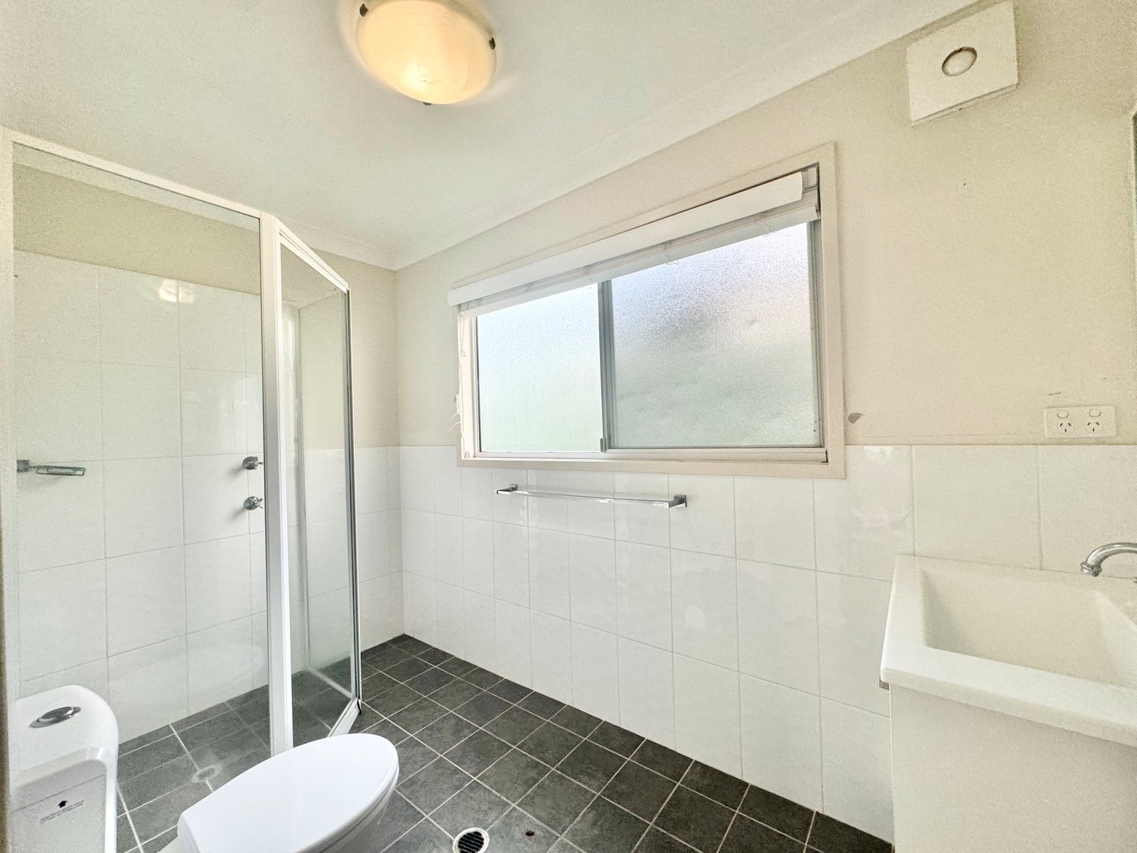 32 Tomaree Road SHOAL BAY 7