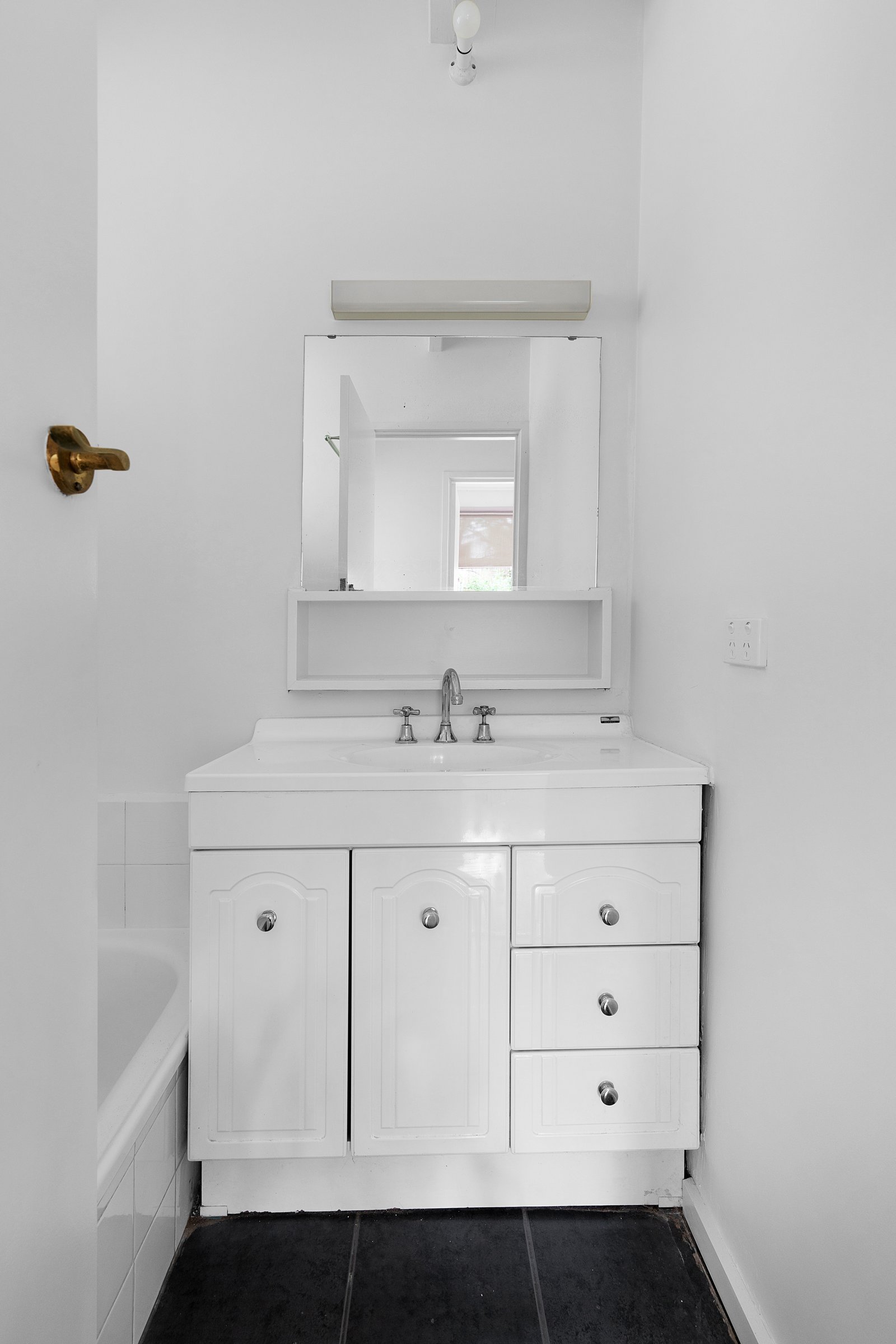 Real Estate and Property in 32 Tracey Street, Doncaster East, VIC