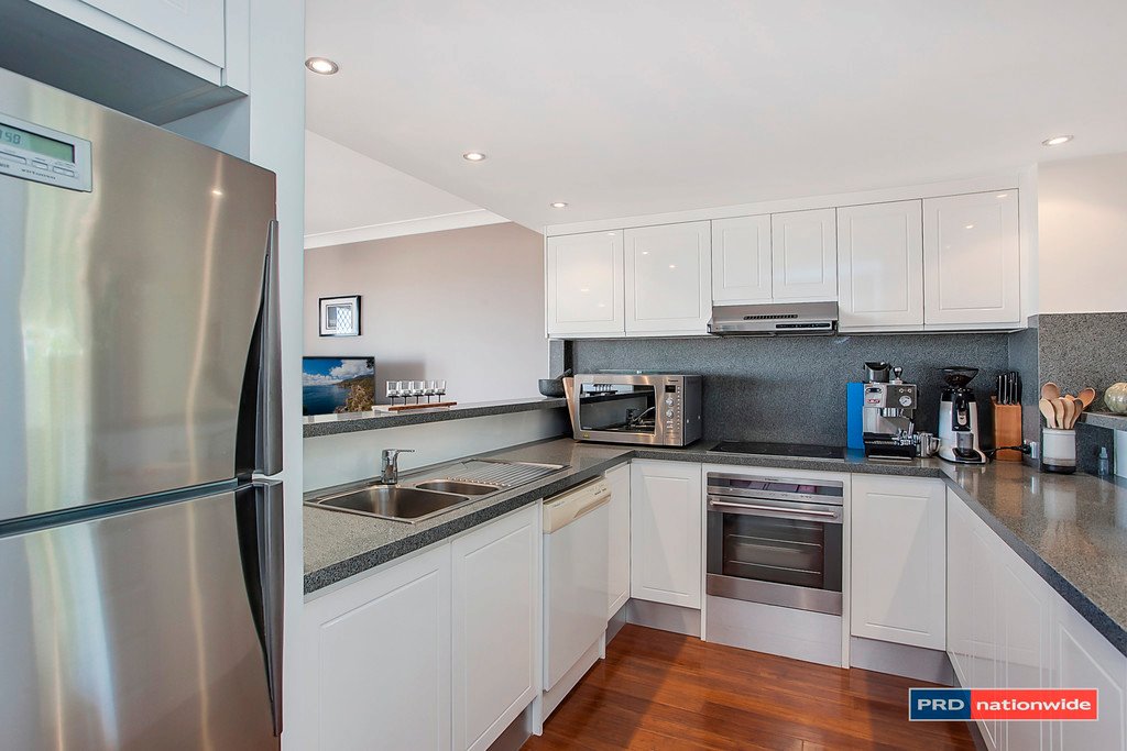 32 Vantage Point Drive BURLEIGH HEADS 3