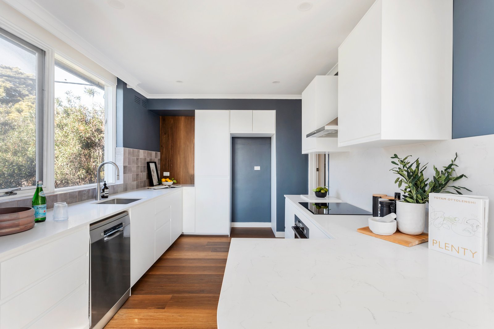 Real Estate and Property in 3/2 Victoria Street, Elsternwick, VIC