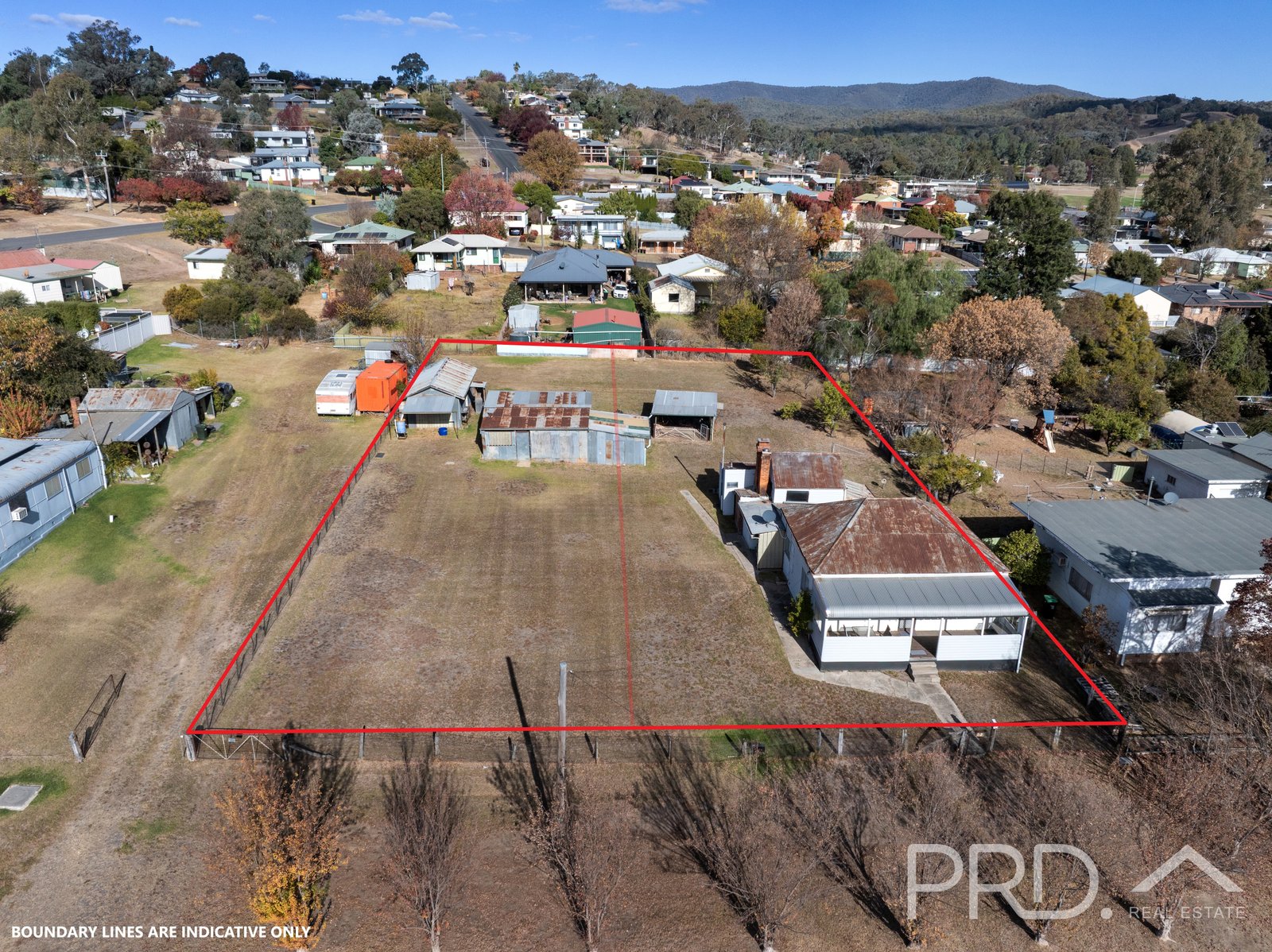 32 Vyner Street TUMUT 1