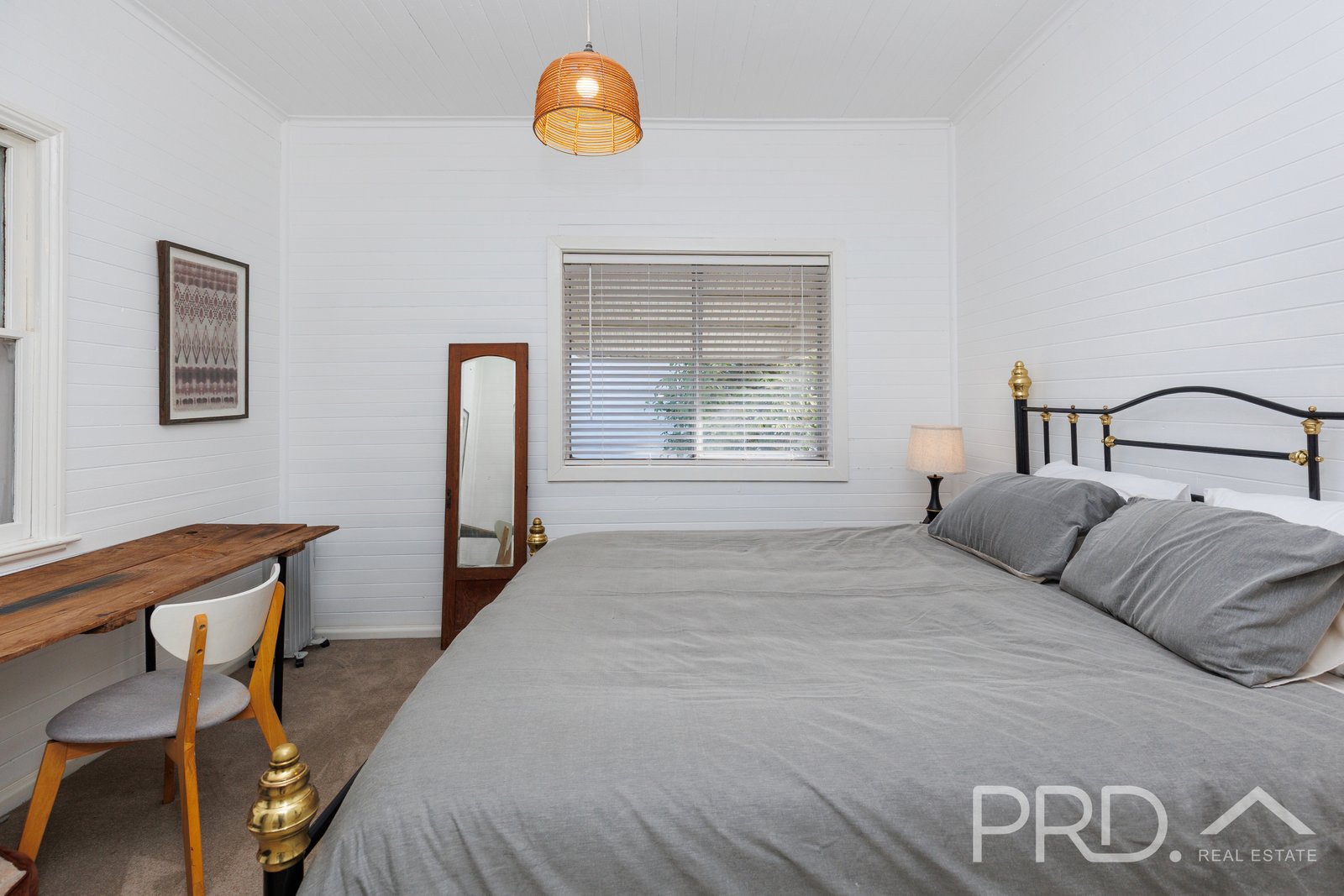 32 Vyner Street TUMUT 4