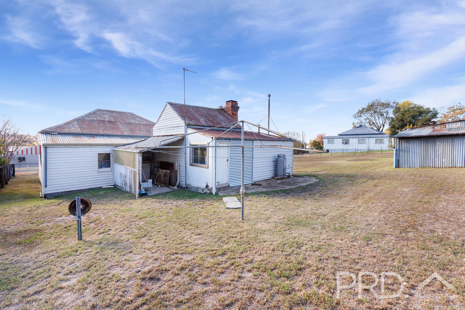 32 Vyner Street TUMUT 14