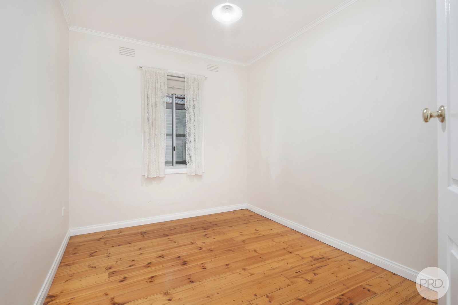 32 Waldy Street LEXTON 10