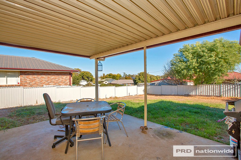 32 Wallamoul Street TAMWORTH 9