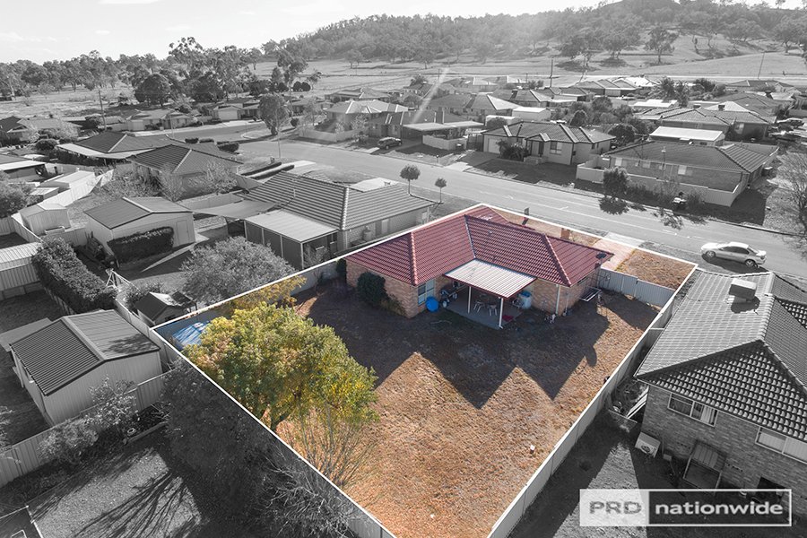 32 Wallamoul Street TAMWORTH 11