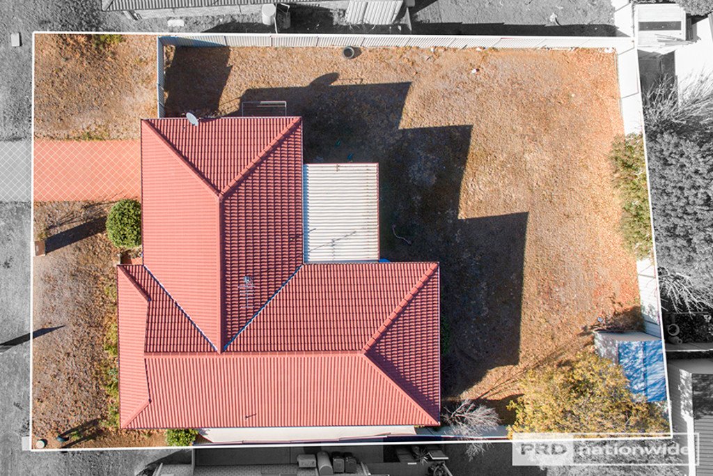 32 Wallamoul Street TAMWORTH 15