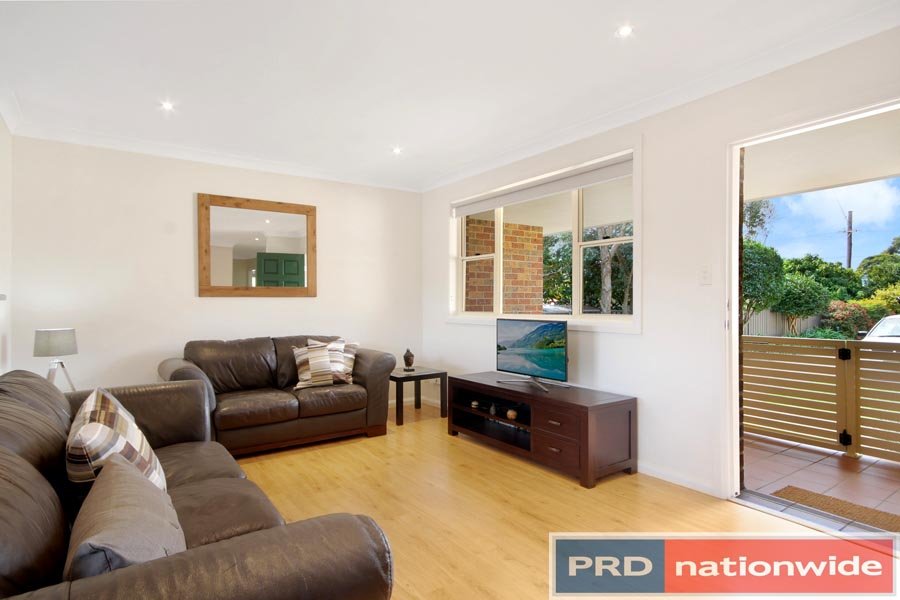 3/2 Waratah Street OATLEY 3