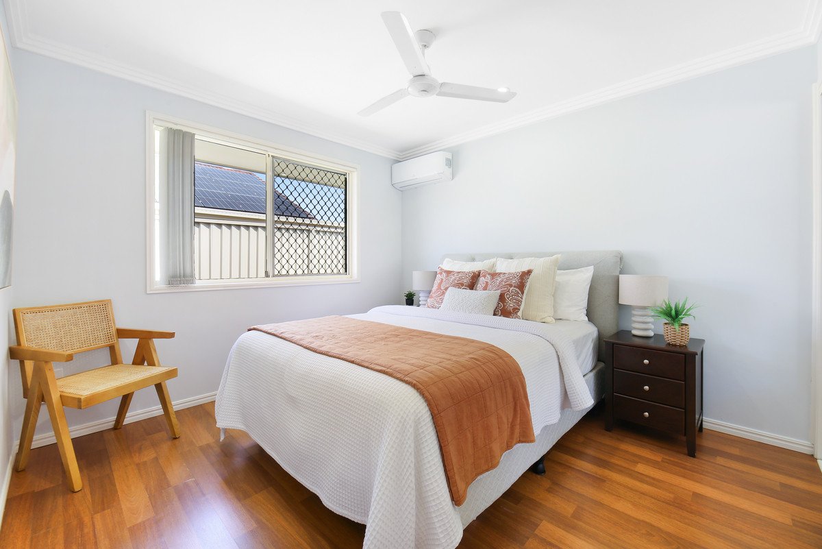 32 Warbler Parade Varsity Lakes 19