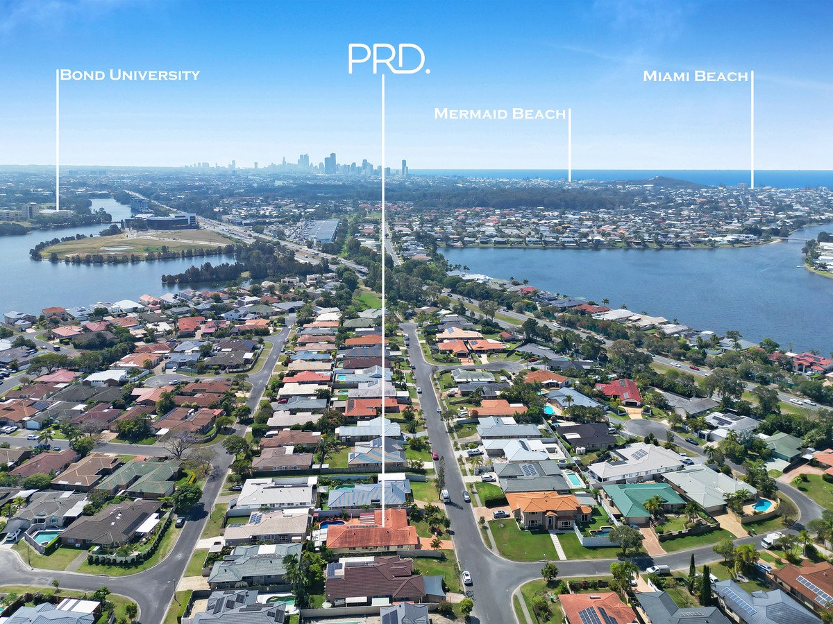 32 Warbler Parade Varsity Lakes 22