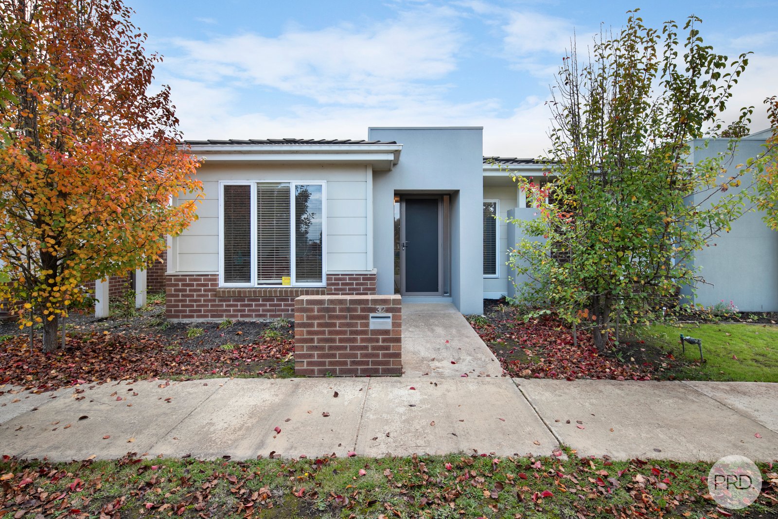 32 Warburton Drive LUCAS 1