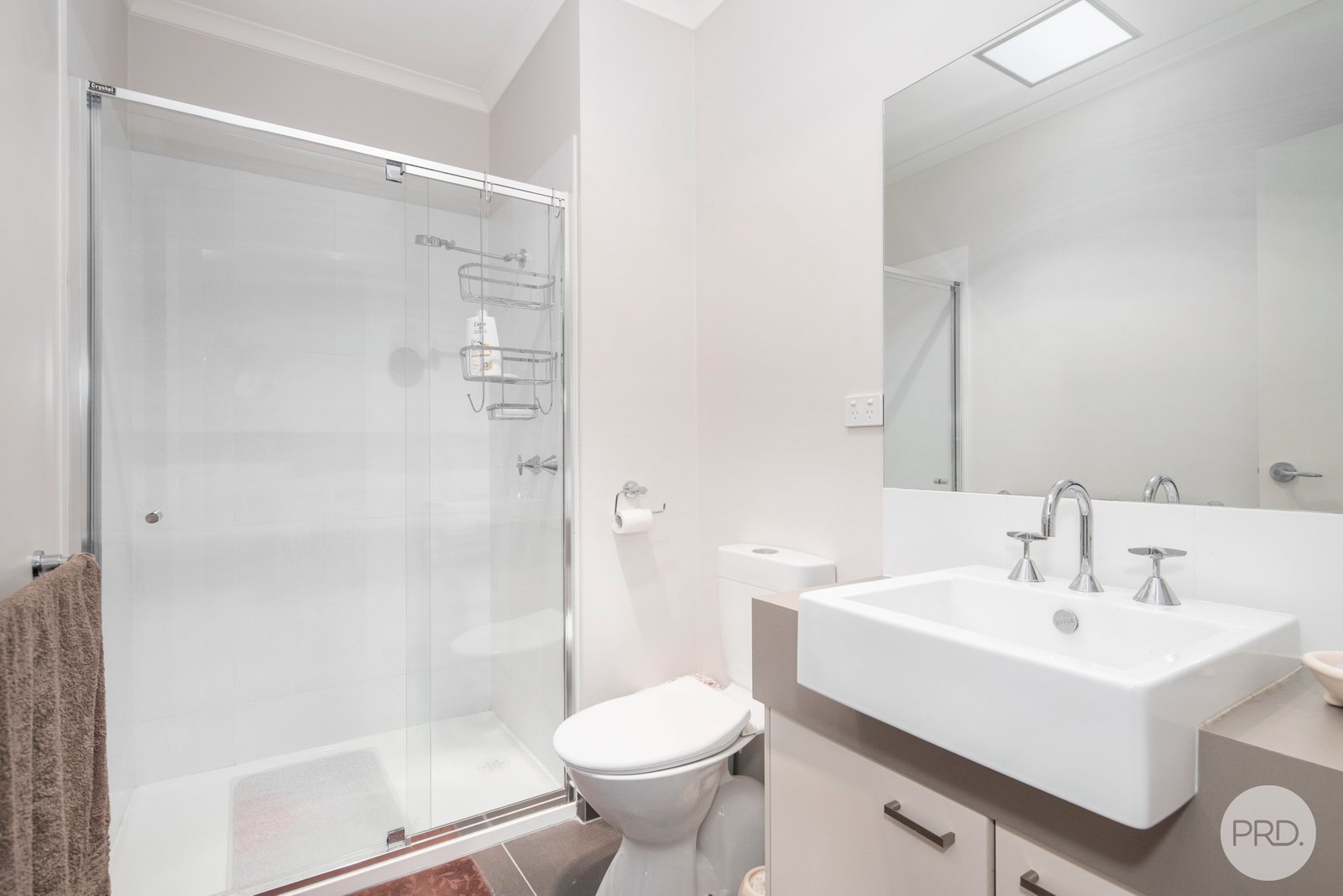 32 Warburton Drive LUCAS 8