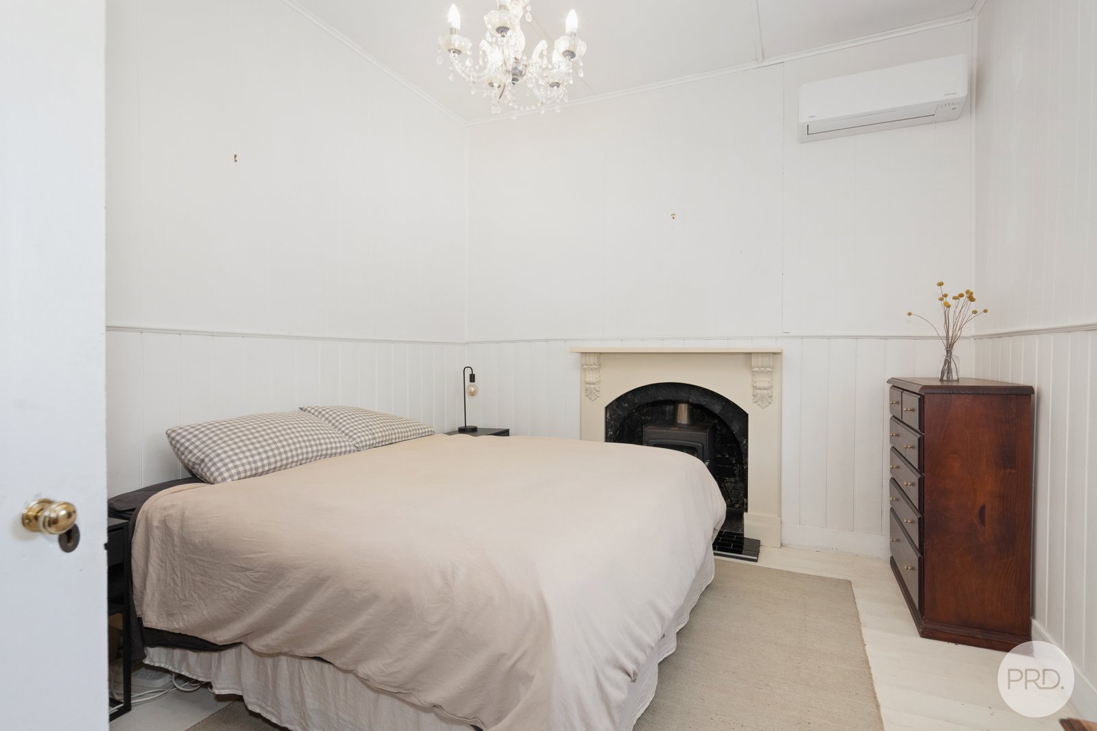 32 Warrenheip Road WARRENHEIP 9