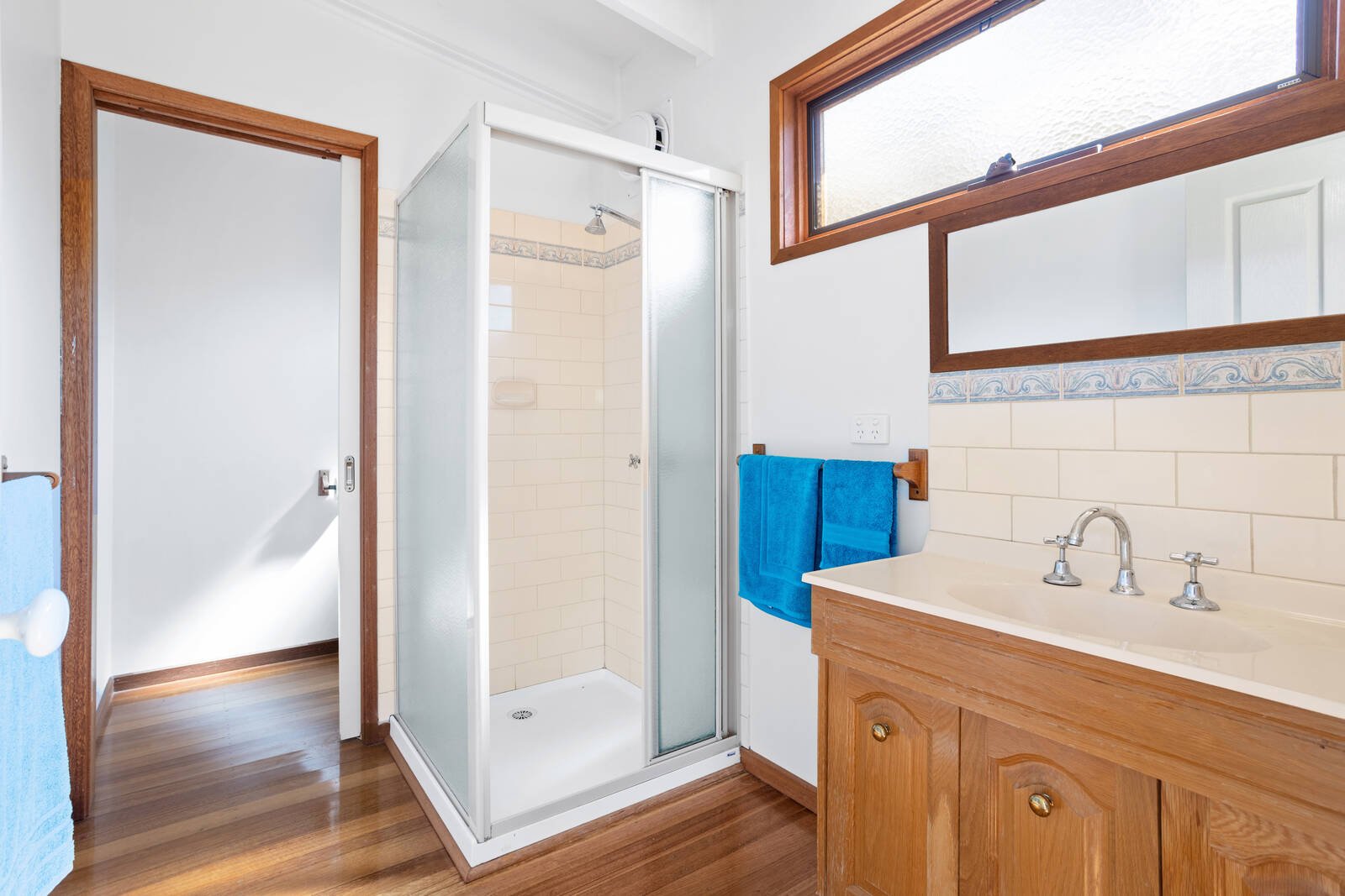 Real Estate and Property in 32 Washington Lane, Woodend, VIC