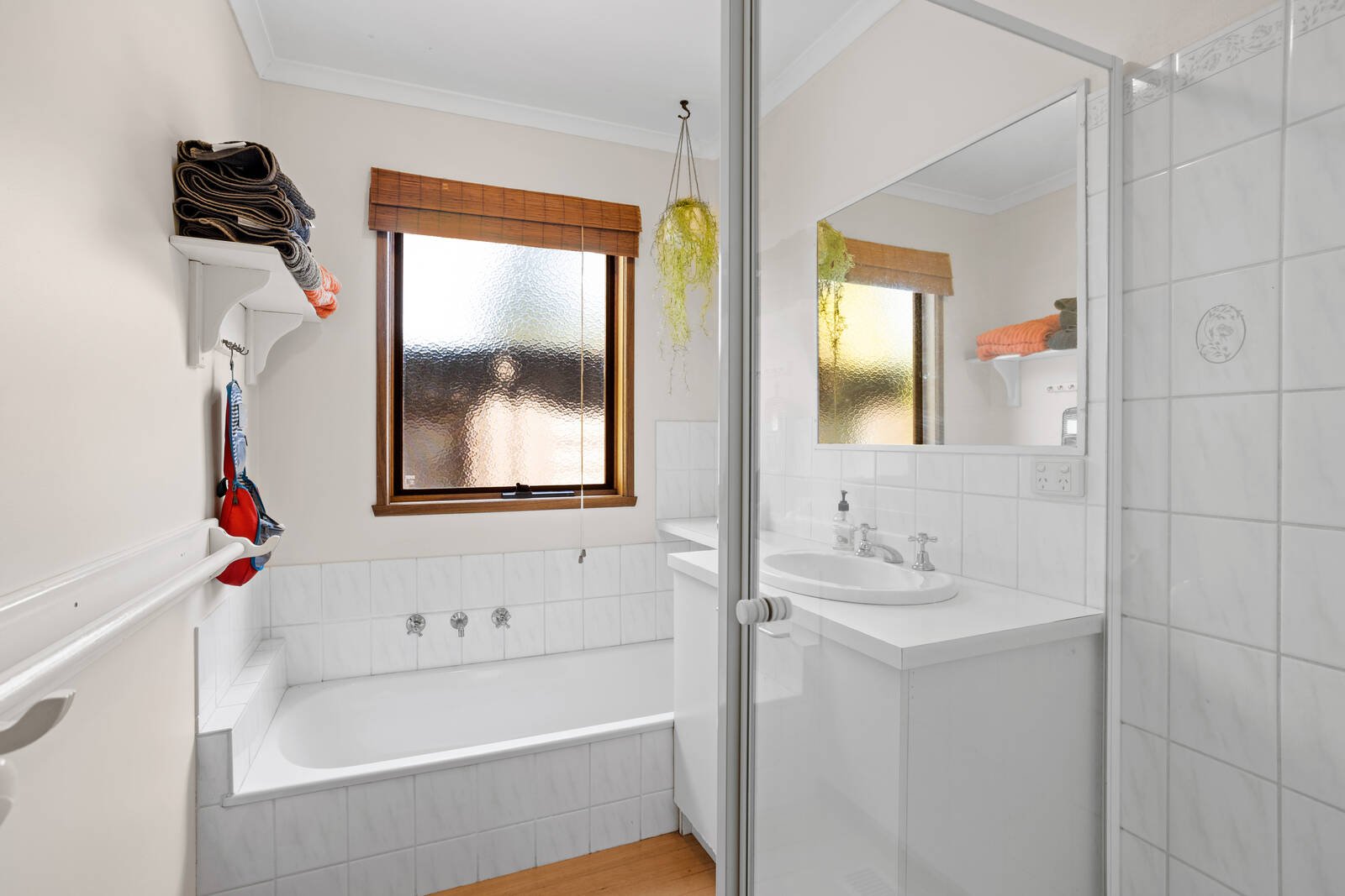 Real Estate and Property in 32 Washington Lane, Woodend, VIC