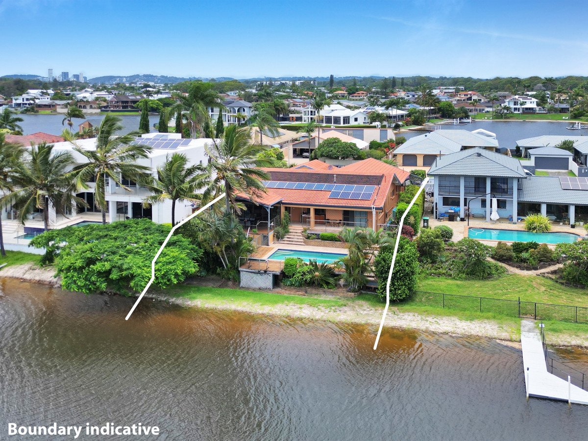 32 Weatherly Avenue MERMAID WATERS 25