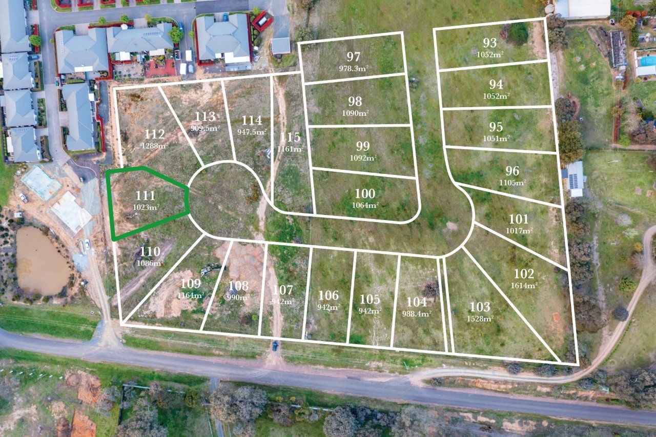 32 Weeden Place TUMUT 7