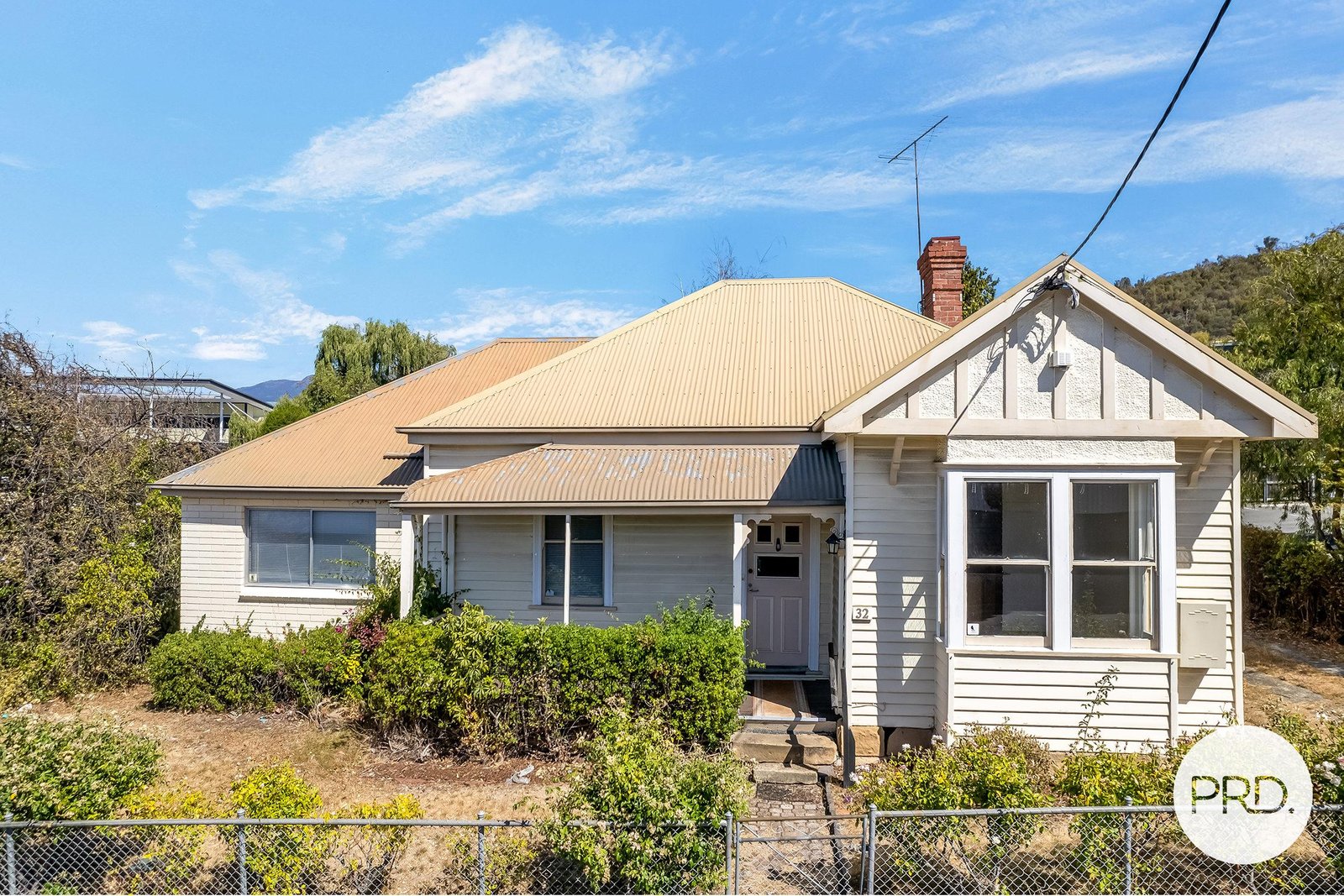 32 Wellington Road LINDISFARNE 1