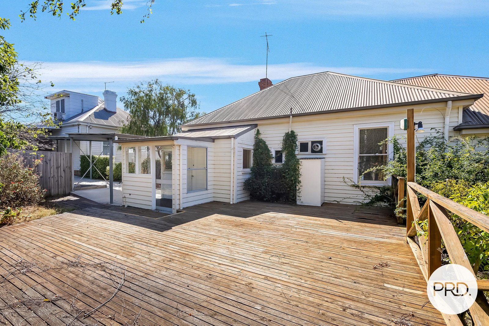 32 Wellington Road LINDISFARNE 3