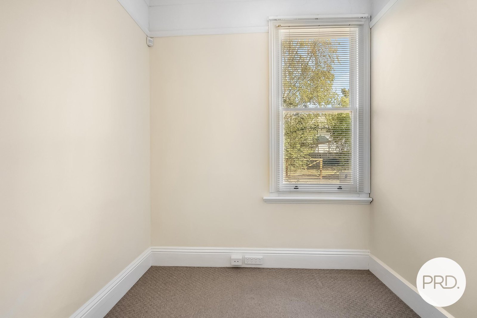 32 Wellington Road LINDISFARNE 7