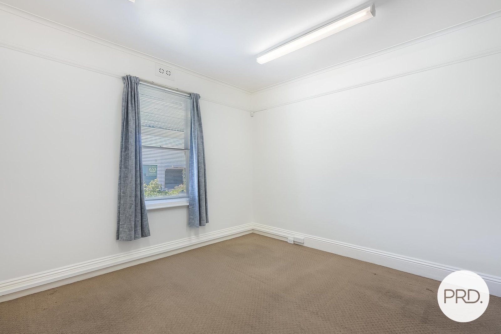 32 Wellington Road LINDISFARNE 11