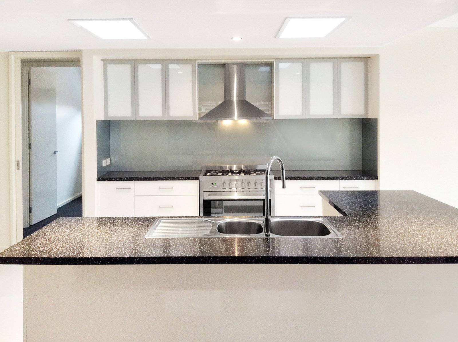 Gallery: 32 Weston Street