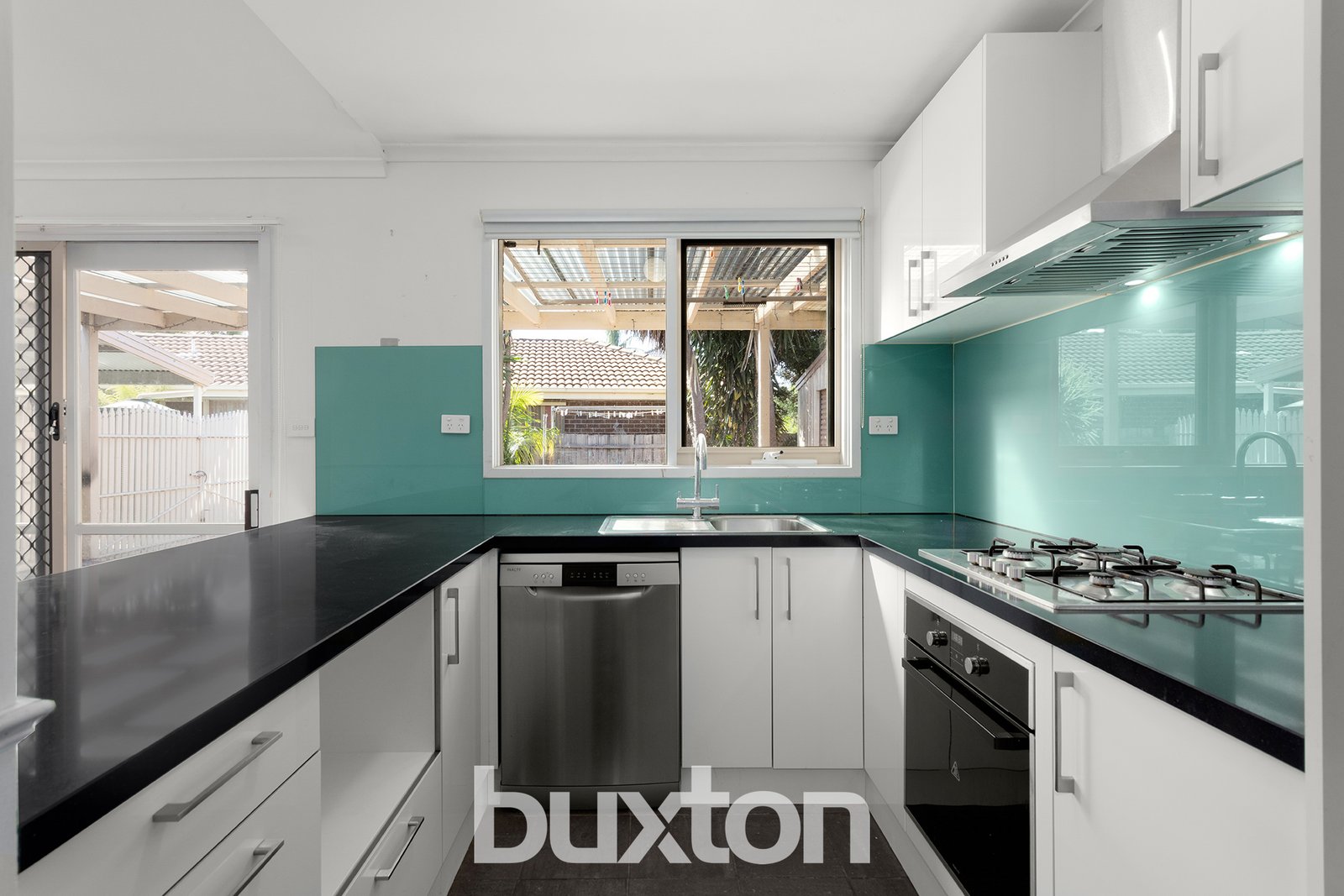 Gallery: 32 Whipbird Drive