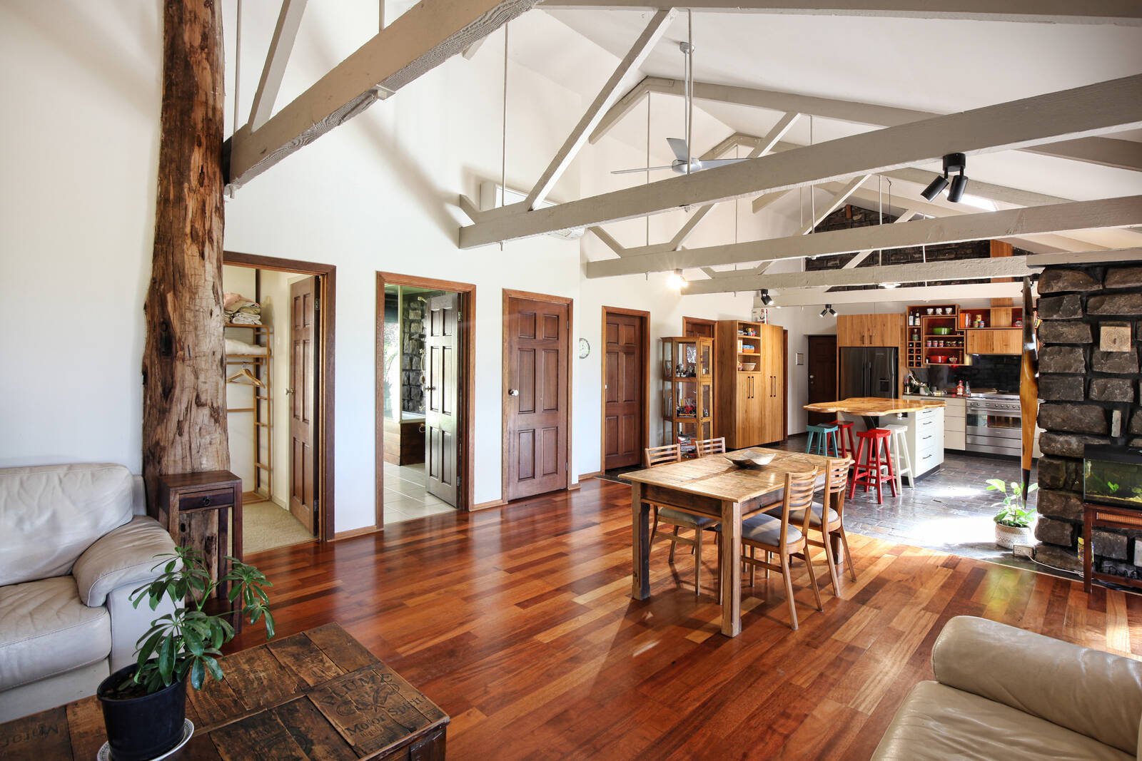 Real Estate and Property in 32 Woodlea Court, Woodend, VIC