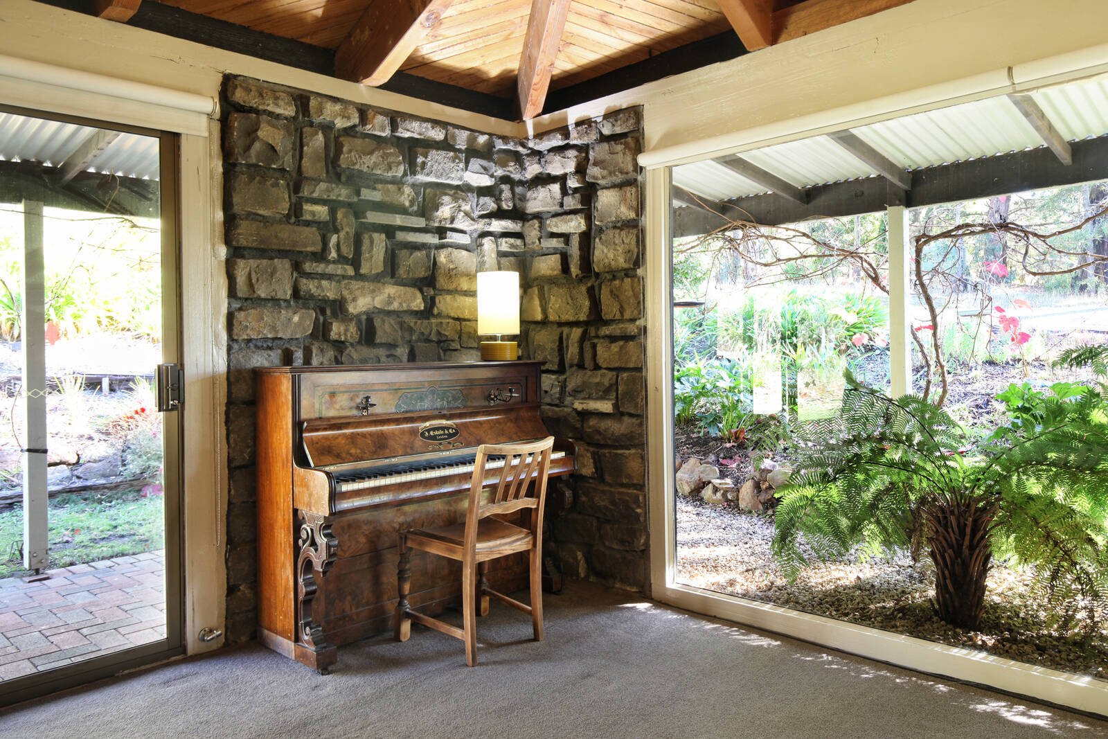 Real Estate and Property in 32 Woodlea Court, Woodend, VIC