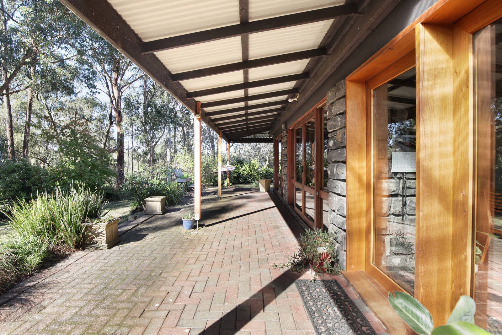 Real Estate and Property in 32 Woodlea Court, Woodend, VIC