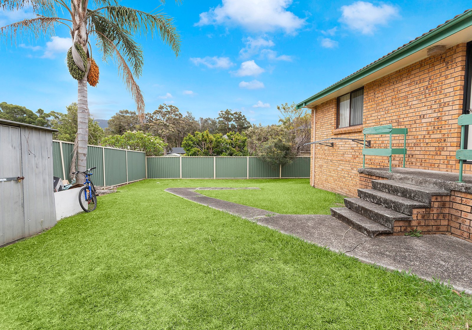 32 Woodridge Road HORSLEY 9
