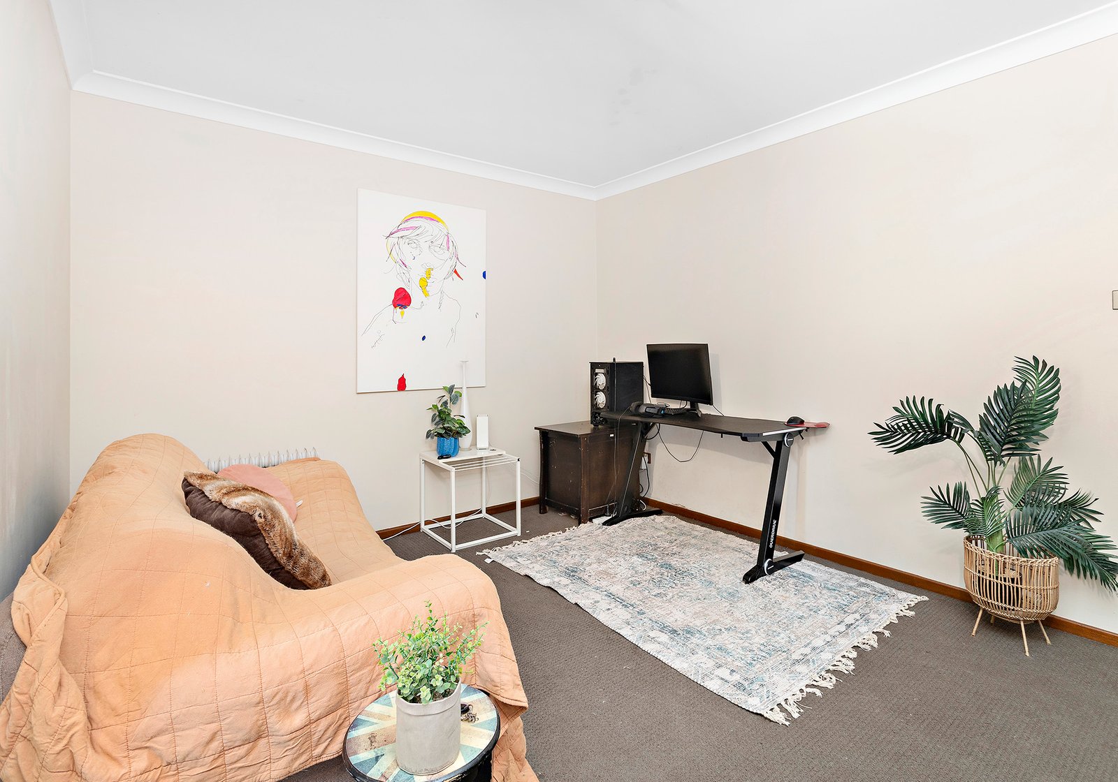 32 Woodridge Road HORSLEY 13