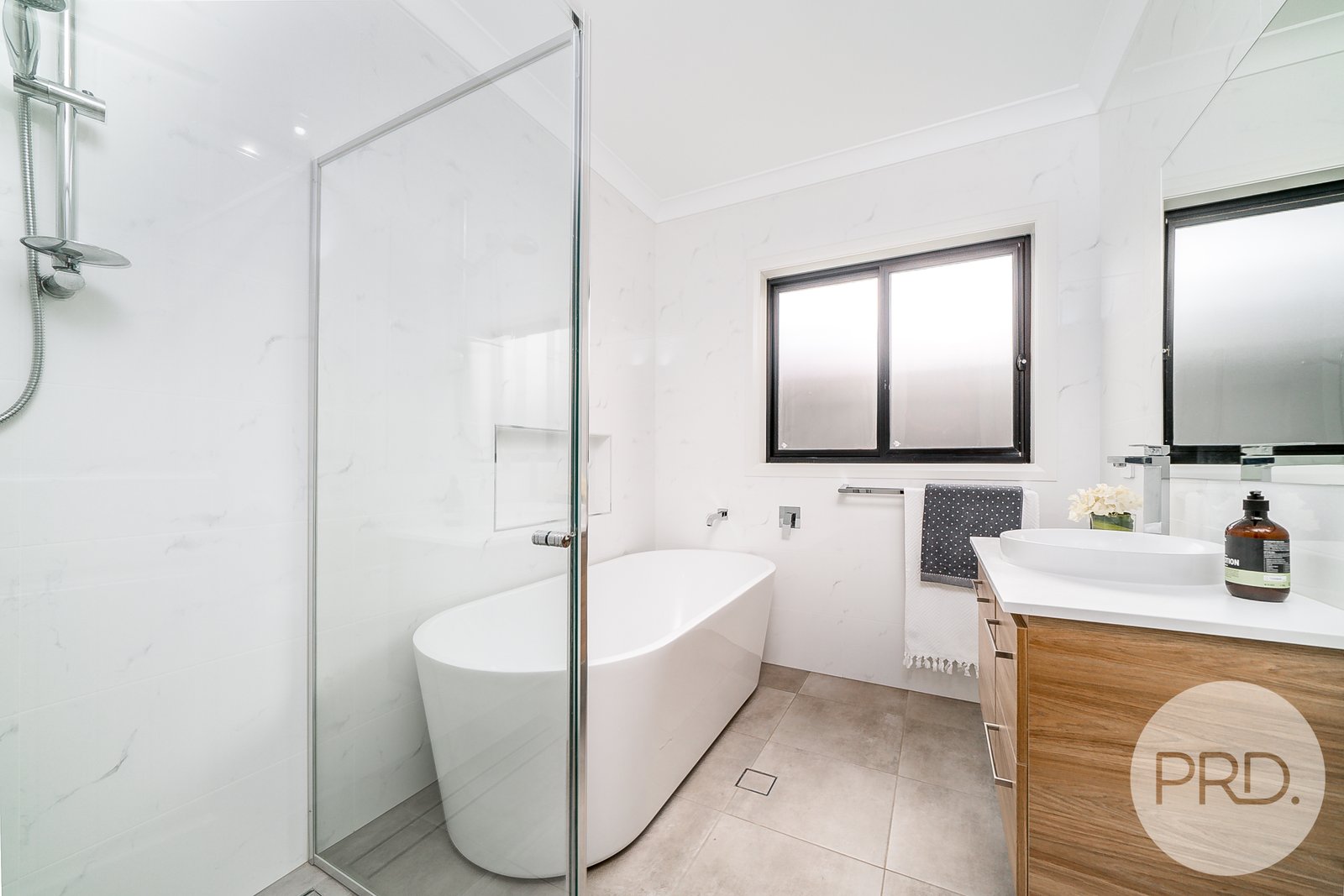 32 Yenda Avenue GOBBAGOMBALIN 12