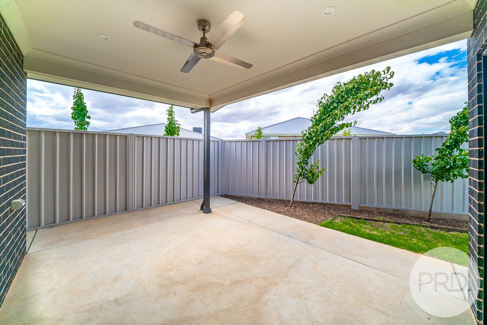 32 Yenda Avenue GOBBAGOMBALIN 14