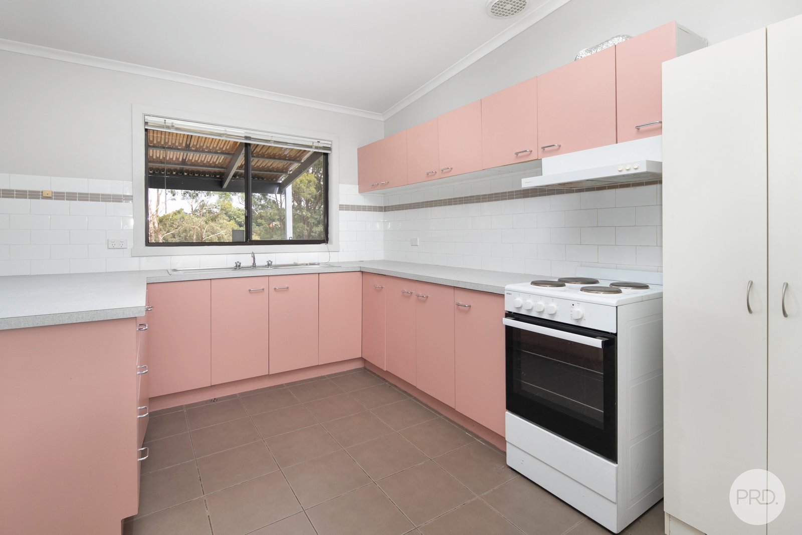 32 Young Street LINTON 4