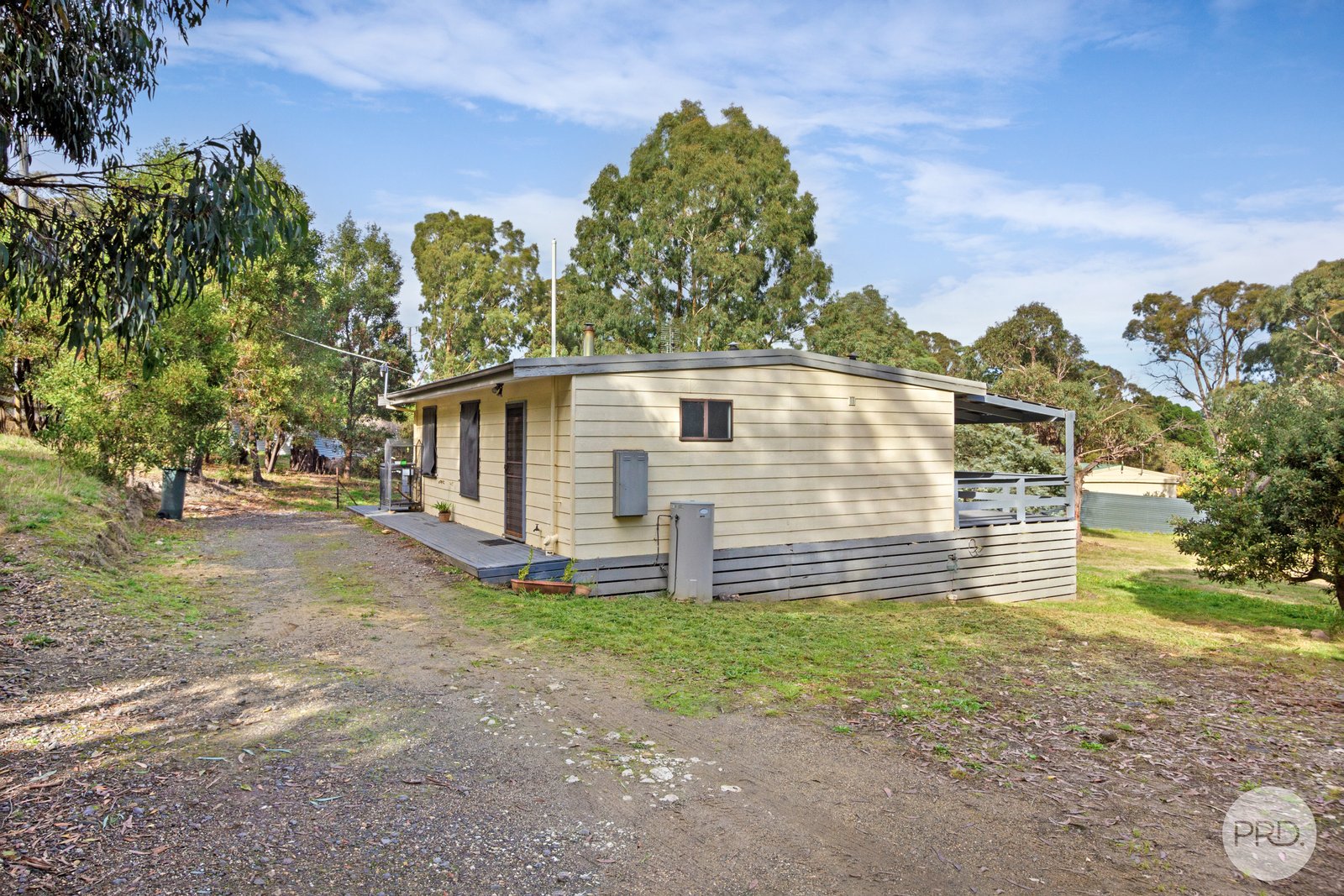 32 Young Street LINTON 10