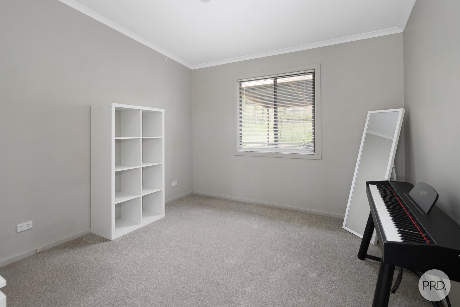 32 Young Street LINTON 6