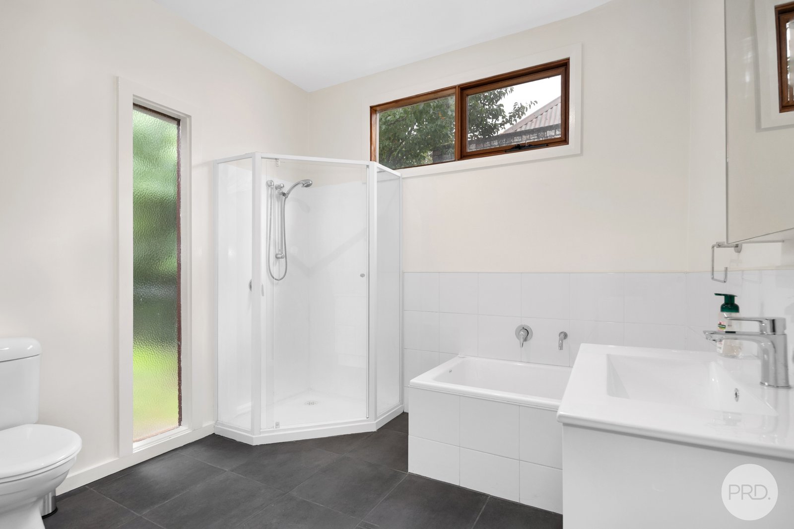 320 Barkly Street GOLDEN POINT 11