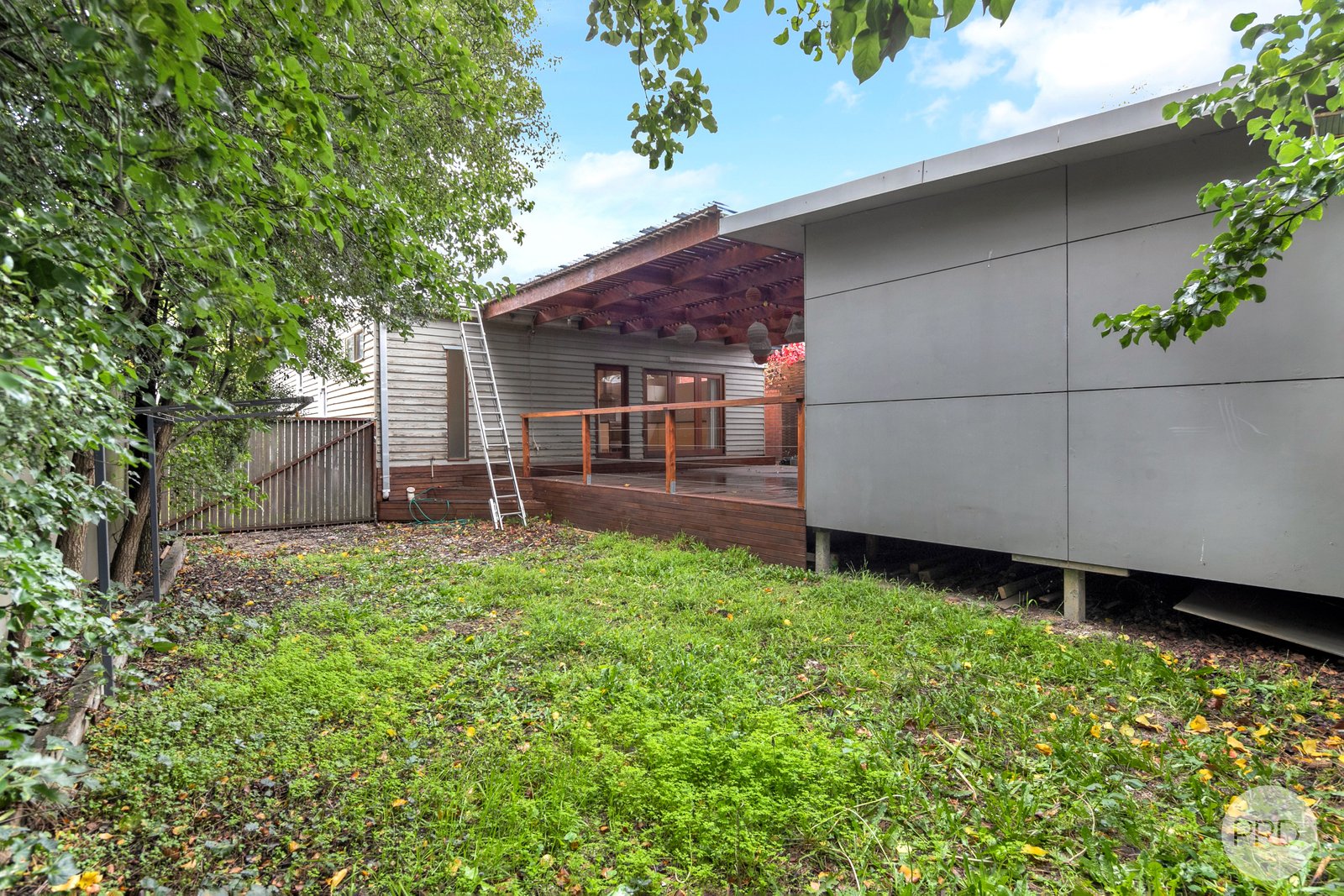 320 Barkly Street GOLDEN POINT 13