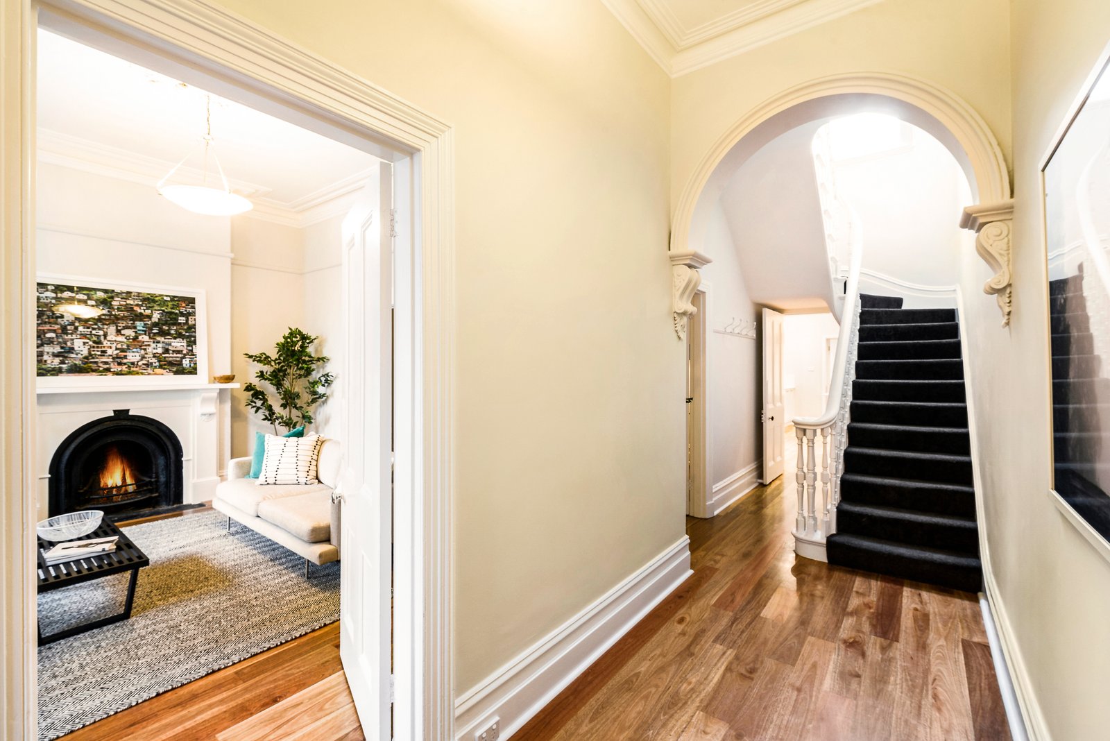 Gallery: 320 Ferrars Street