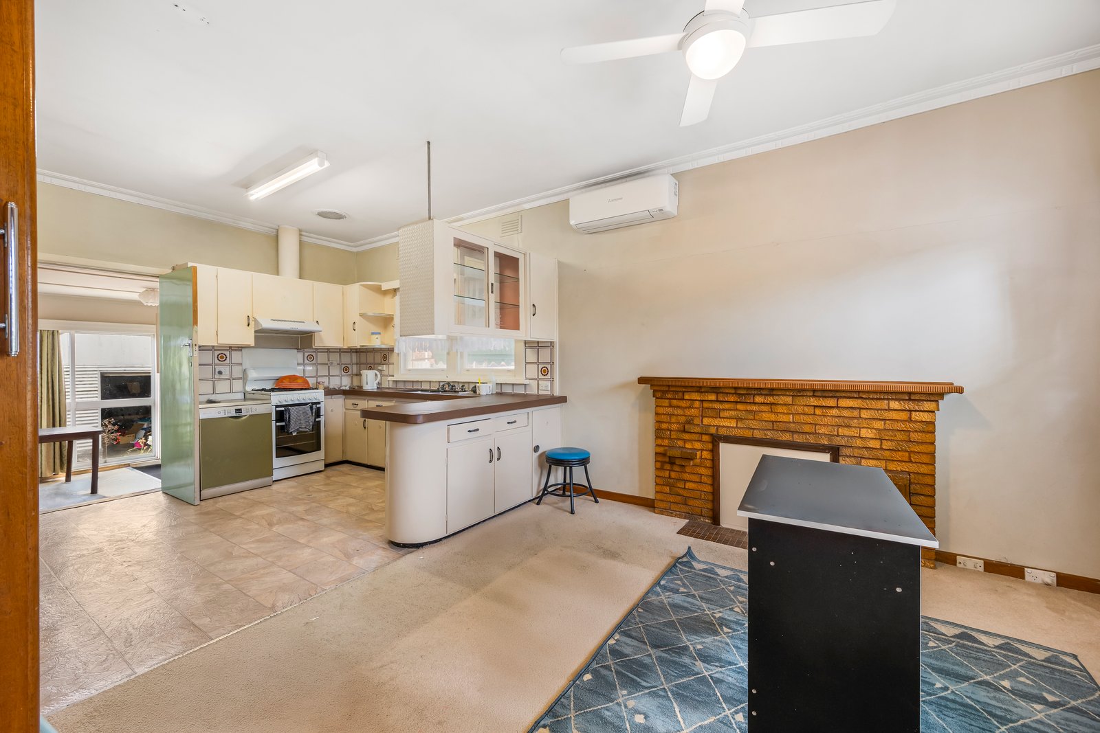 Gallery: 320 Landsborough Street