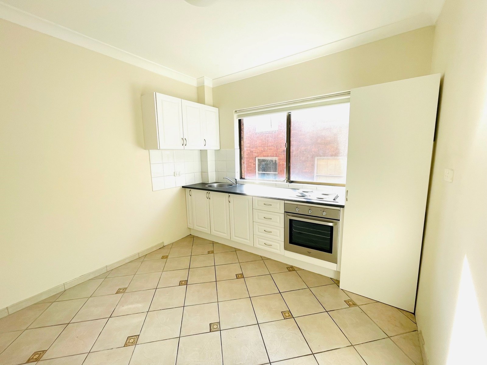 3/20 Subway Road ROCKDALE 2