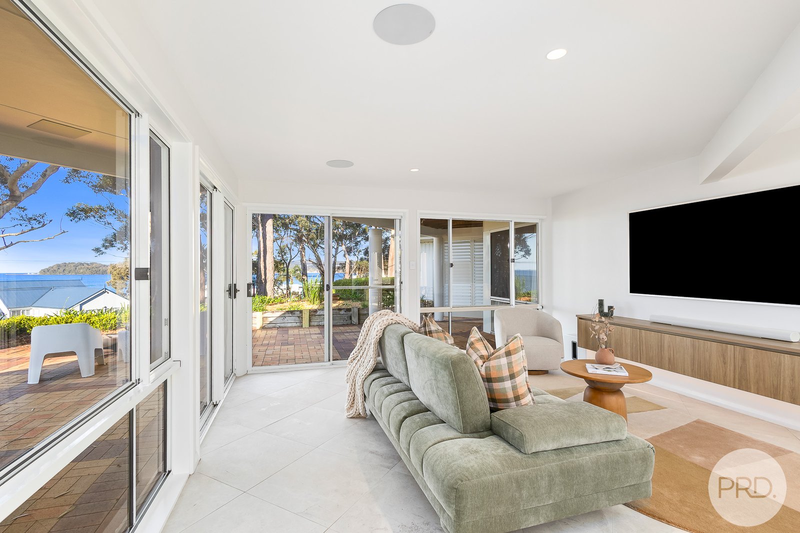 320 Wanda Avenue SALAMANDER BAY 8