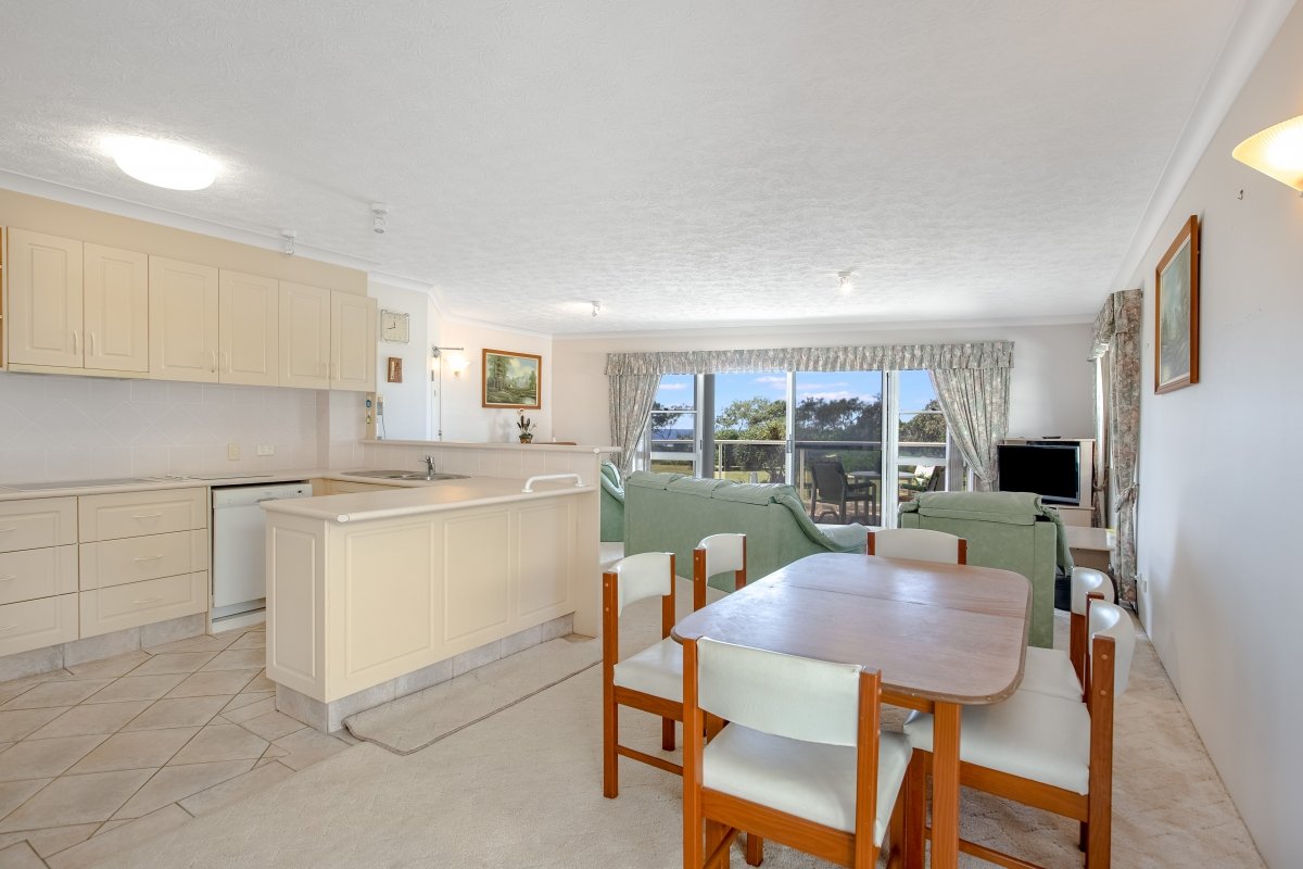 3/200 Marine Parade KINGSCLIFF 4