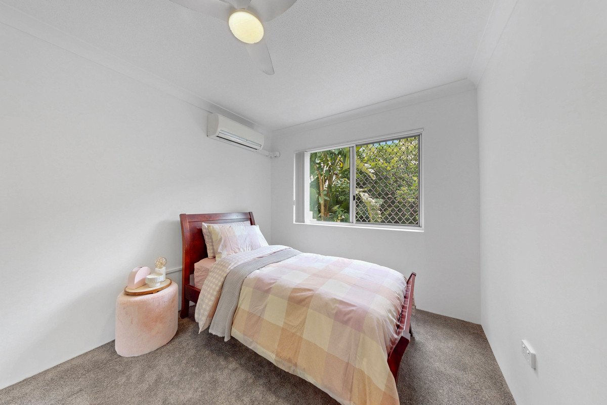 320/15 Burleigh Street Burleigh Heads 9