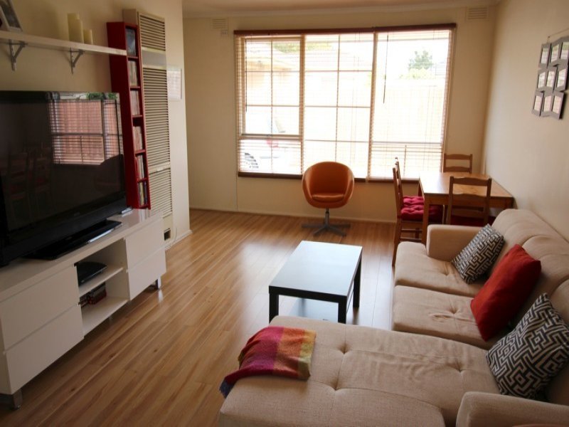 Gallery: 3/202 Warrigal Road