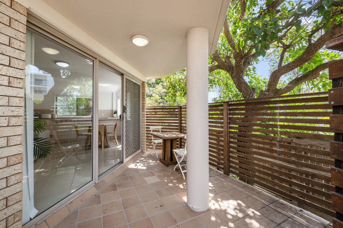 3/2032 Gold Coast Highway Miami 6