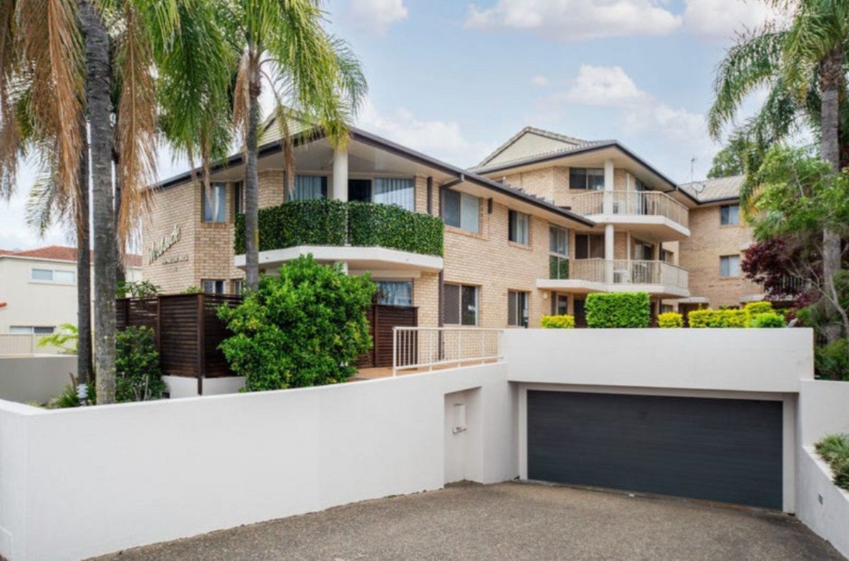 3/2032 Gold Coast Highway Miami 12